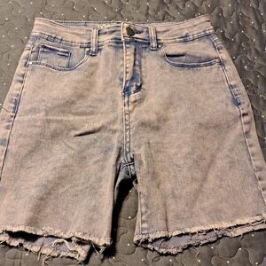 Maddie High waist jean shorts size 1
